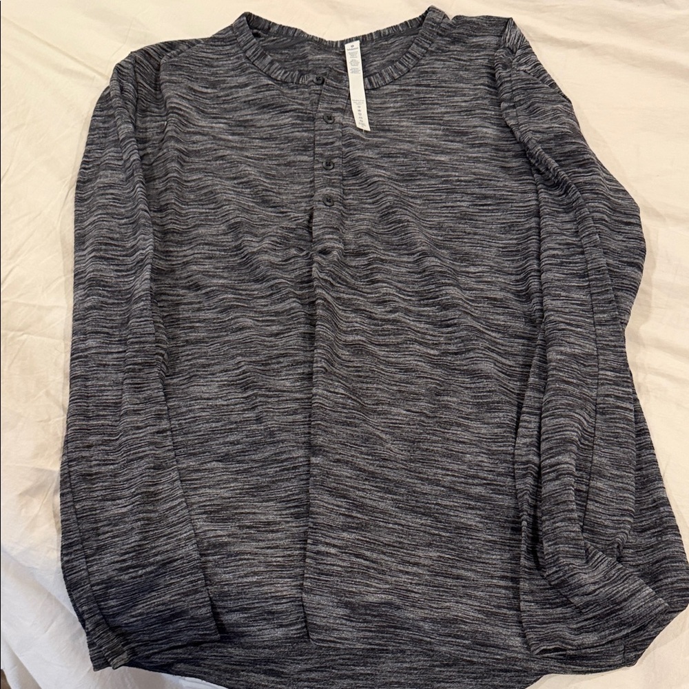 Gray men’s Henley Lululemon XL